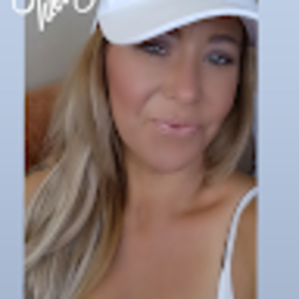 Meet your Posher, Christy